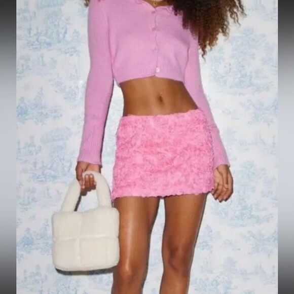 Urban Outfitters Dresses & Skirts - Urban Outfitters Lulu Textured Rosette Skirt